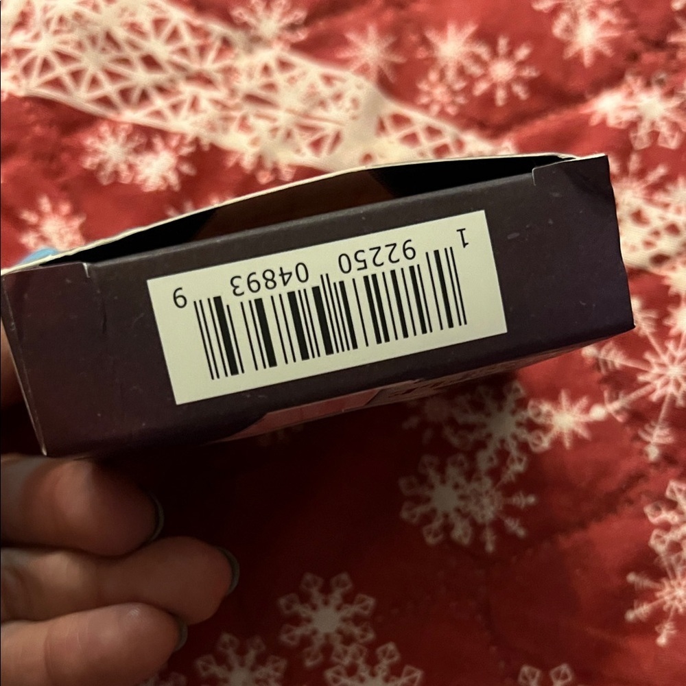 ColourPop Stranger Things Waffle Lip Mask - Bright Yellow - Picture 4 of 4